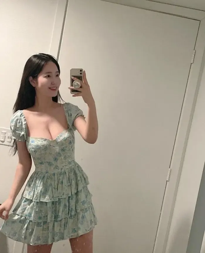 인스타를 뒤흔드는 비키니녀들