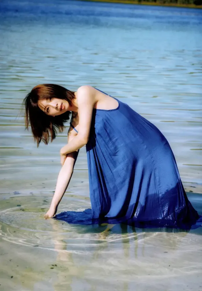 토미타 스즈카 사진집 「스즈카 서킷」 Set.04