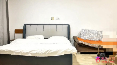 杏吧蠟筆小新 - 19歲皮膚嫩滑小妹妹 粉嫩無毛小穴非常敏感 china