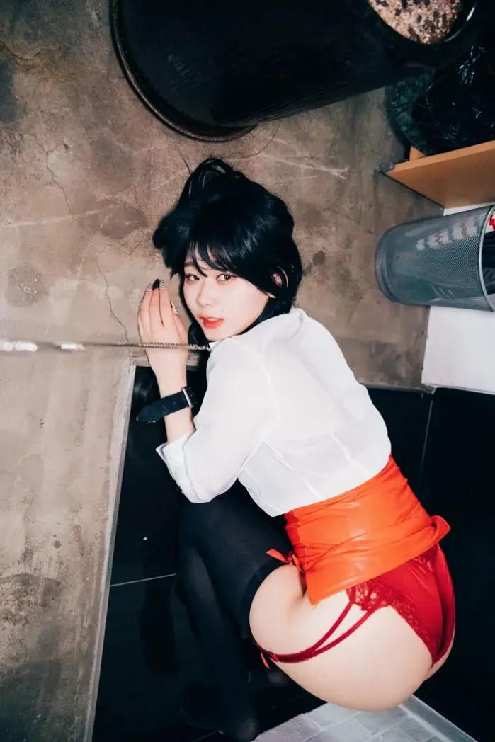 ZIA.Kwon 권지아, 루지 ‘사무실 노예’ Set.01