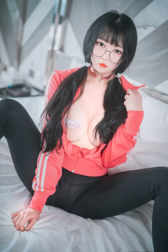 Aram 아람, DJAWA ‘Hot Pink Jersey ’ Set.02