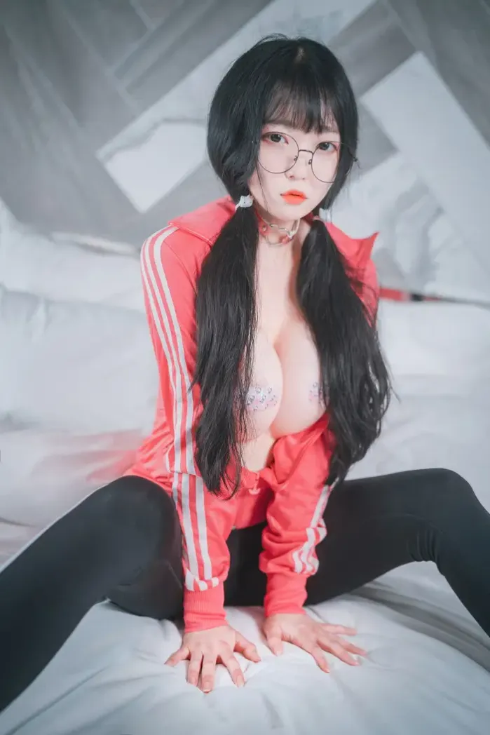 Aram 아람, DJAWA ‘Hot Pink Jersey ’ Set.02