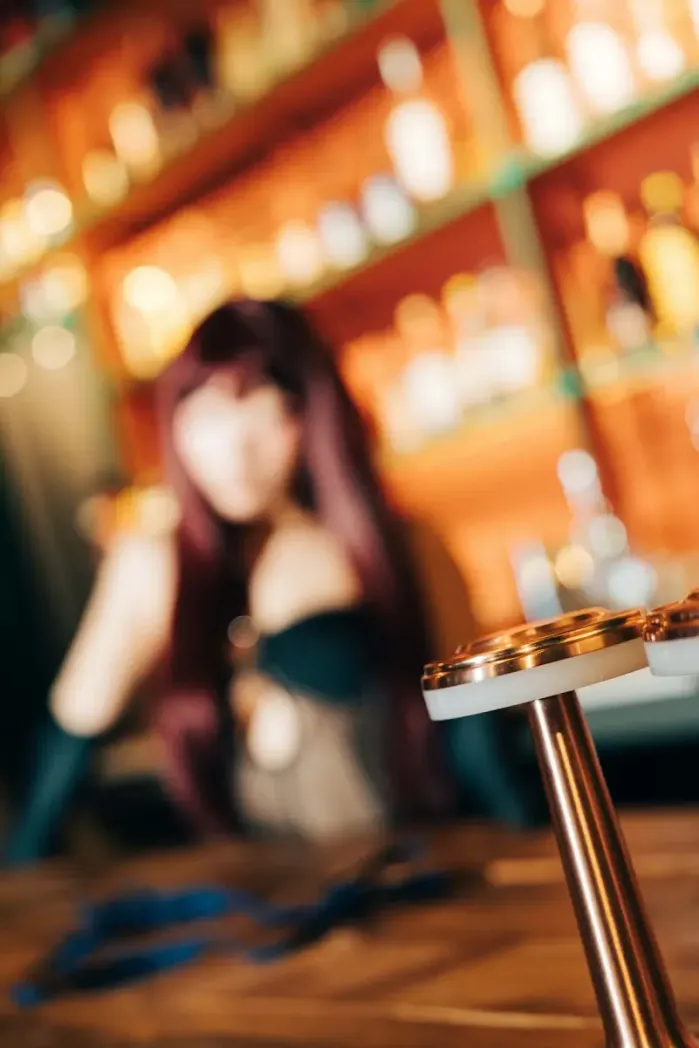 검은 눈, 하이비아 「시크릿 바」 세트.01