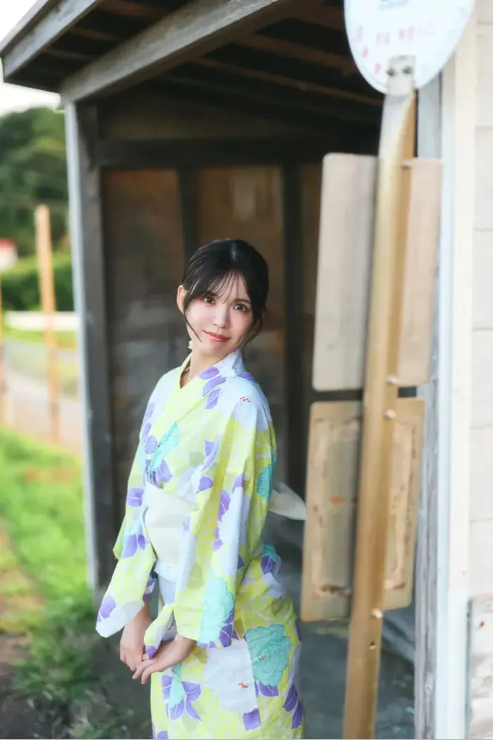 오카모토 아야카 사진집 「처음으로 물들이는 ‘여름’ 전 50컷 선공개」 Set.01